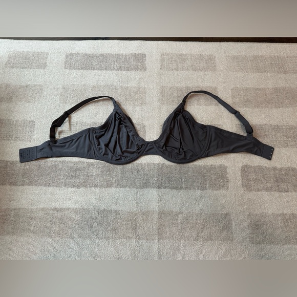 Cuup Women’s The Triangle Bra Slate (Size 38F) - Picture 5 of 10